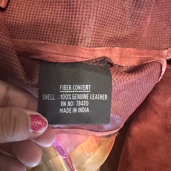 Jhane Barnes Deep Red Leather Jacket | Vintage 90s | Size 44 - Picture 4 of 12